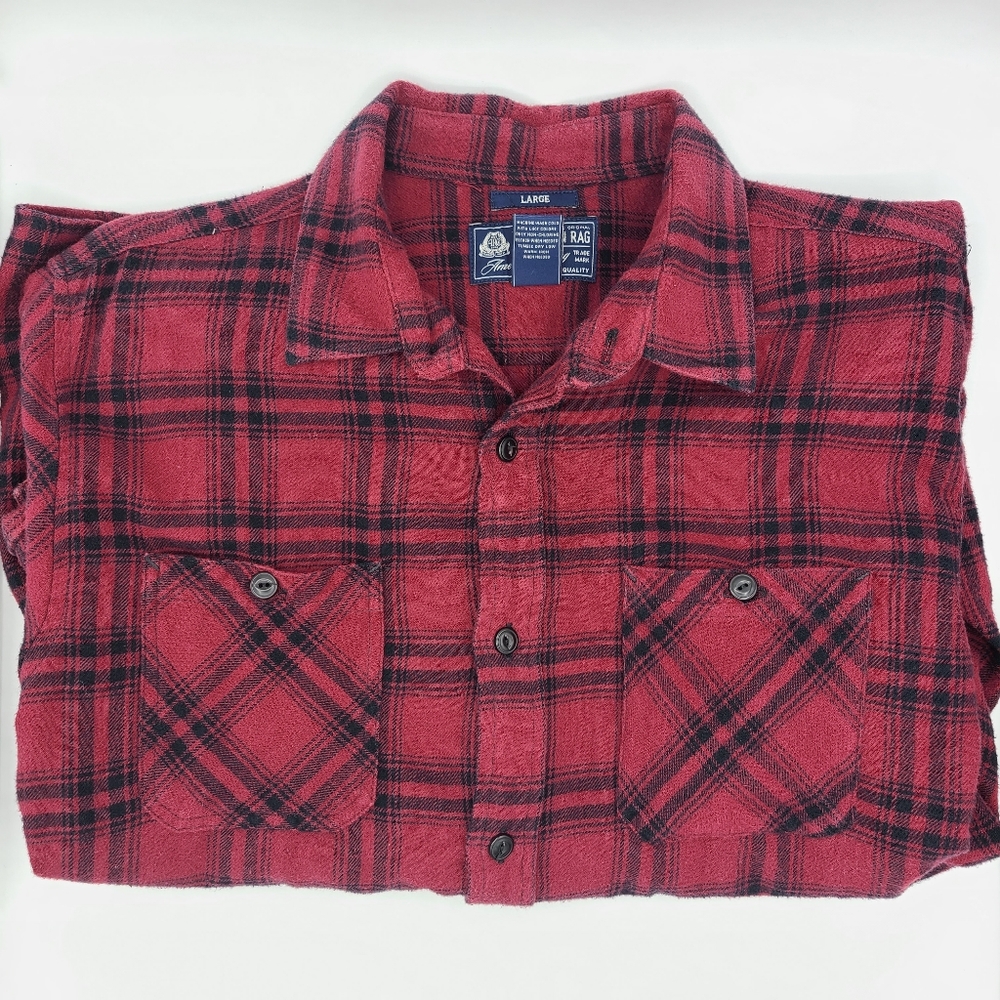 American Rag Flannel Button-Up Long Sleeve Shirt / Men's Large / Plaid